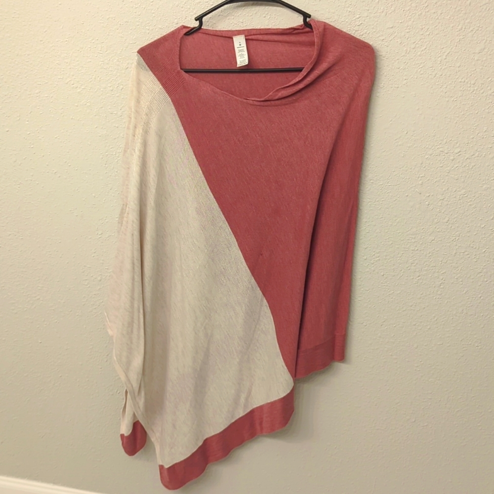 Used Lululemon Yin Poncho